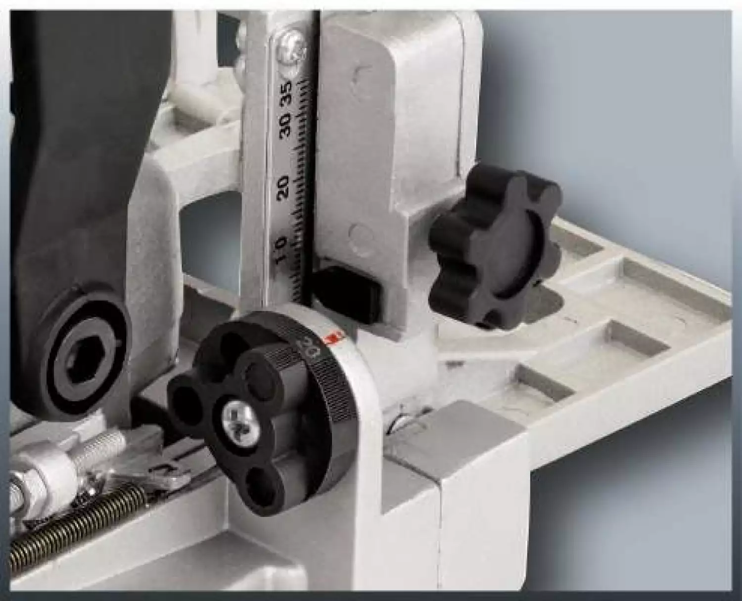 Einhell TC-BJ 900 - Lamelleuse - 860W - 100 x 22 x 3.8 mm-image