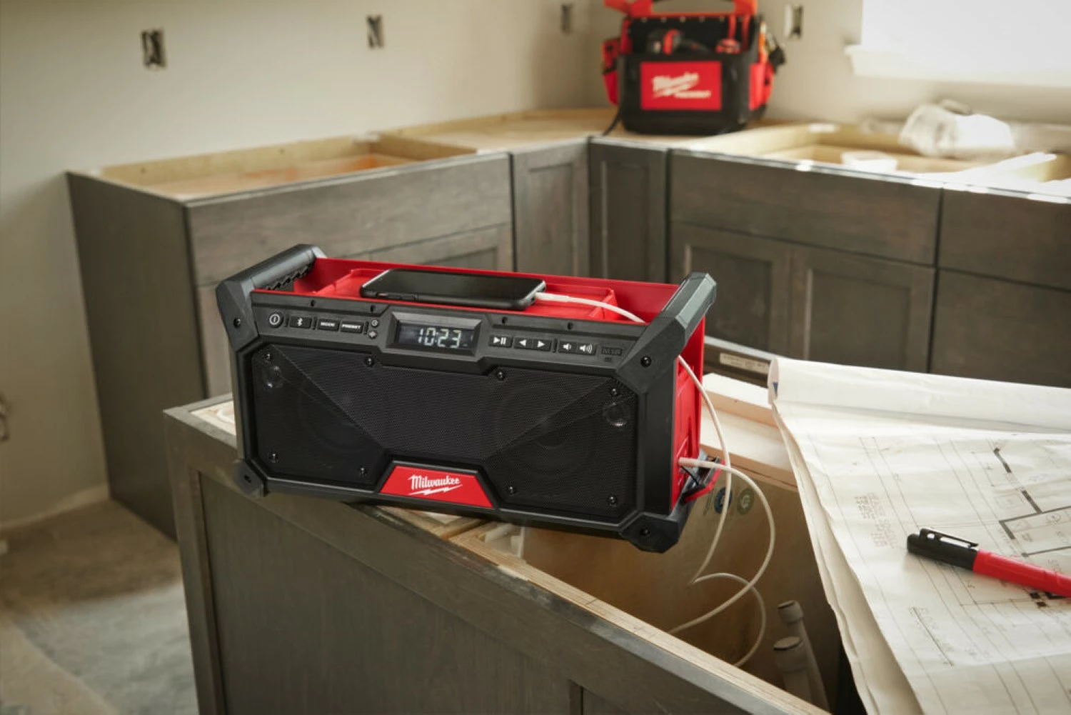 Milwaukee M18 RADDAB+G2-0 18V Li-ion batterie JOBSITE radio de chantier - DAB+-image