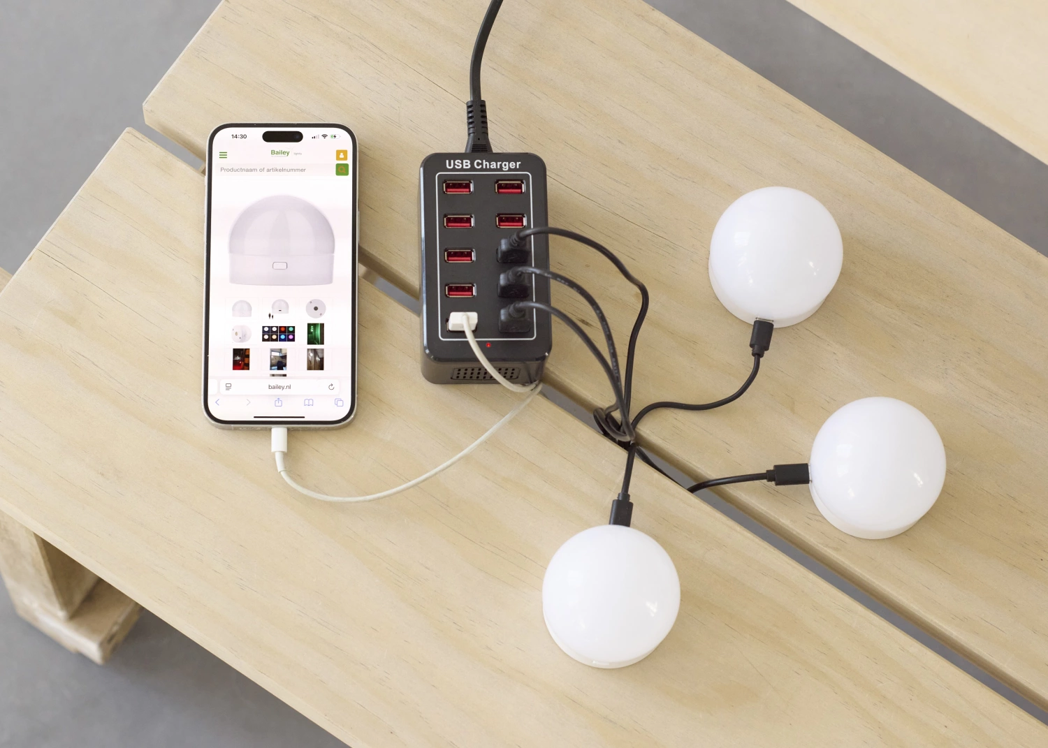 Bailey Magnetic Beacon LED RGBW-image
