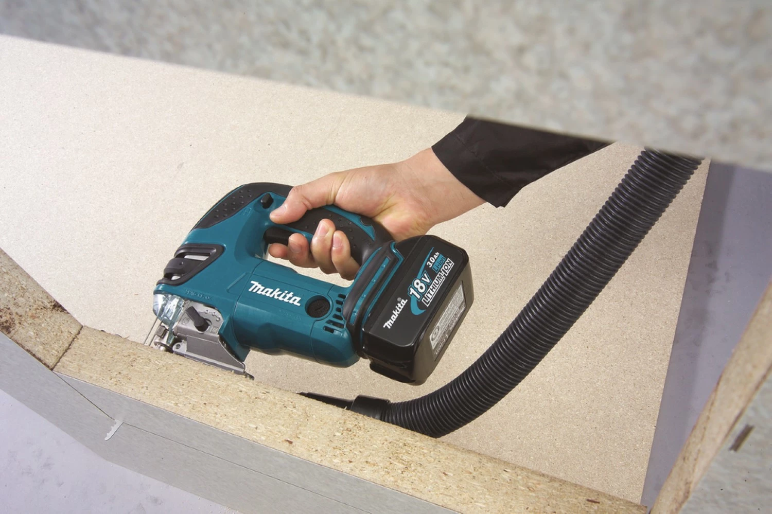 Makita BJV180Z 18V Li-Ion accu decoupeerzaag body-image