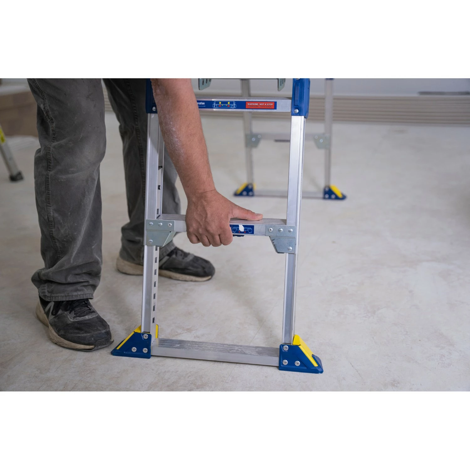Little Jumbo 1299379024 Pro Linking platform plateforme de travail télescopique - AP2030L - 360 x 1170 mm - 136kg-image