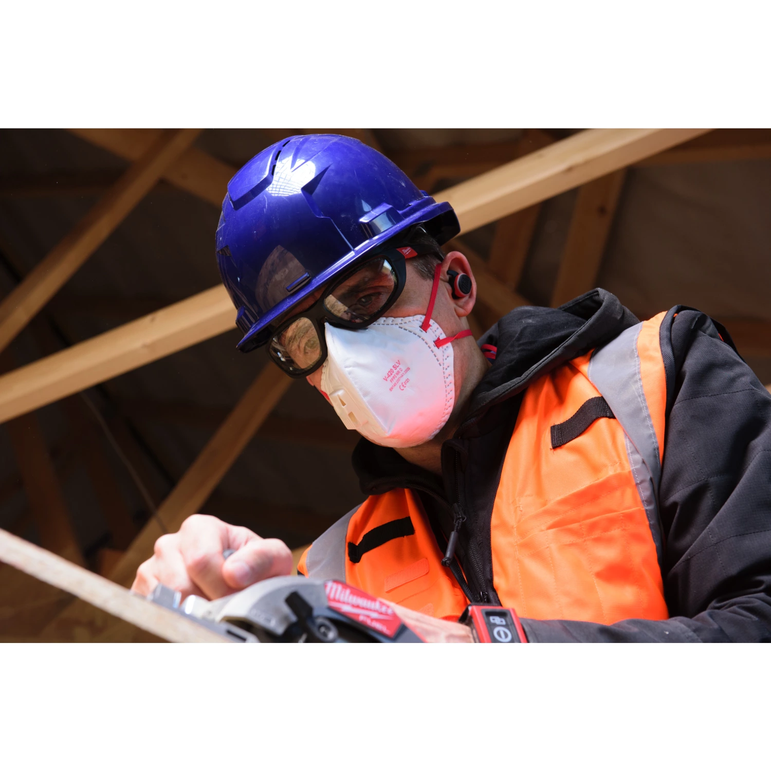 Milwaukee BOLT 100 - blauw - geventileerd-image