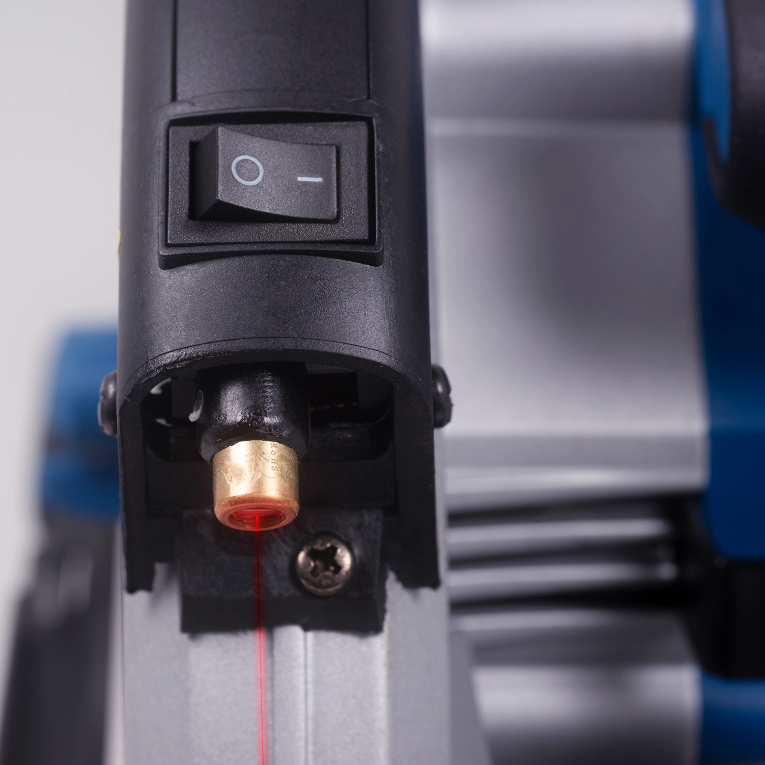 Hyundai 56215 Cirkelzaag - 185mm - 1500W laser-image