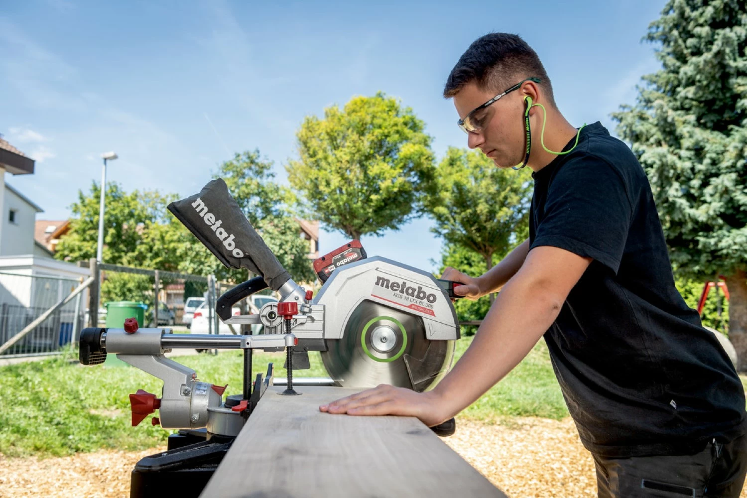 Metabo KGS 18 LTX BL 305 LiHD Accu afkortzaag body - 305 x 30mm-image