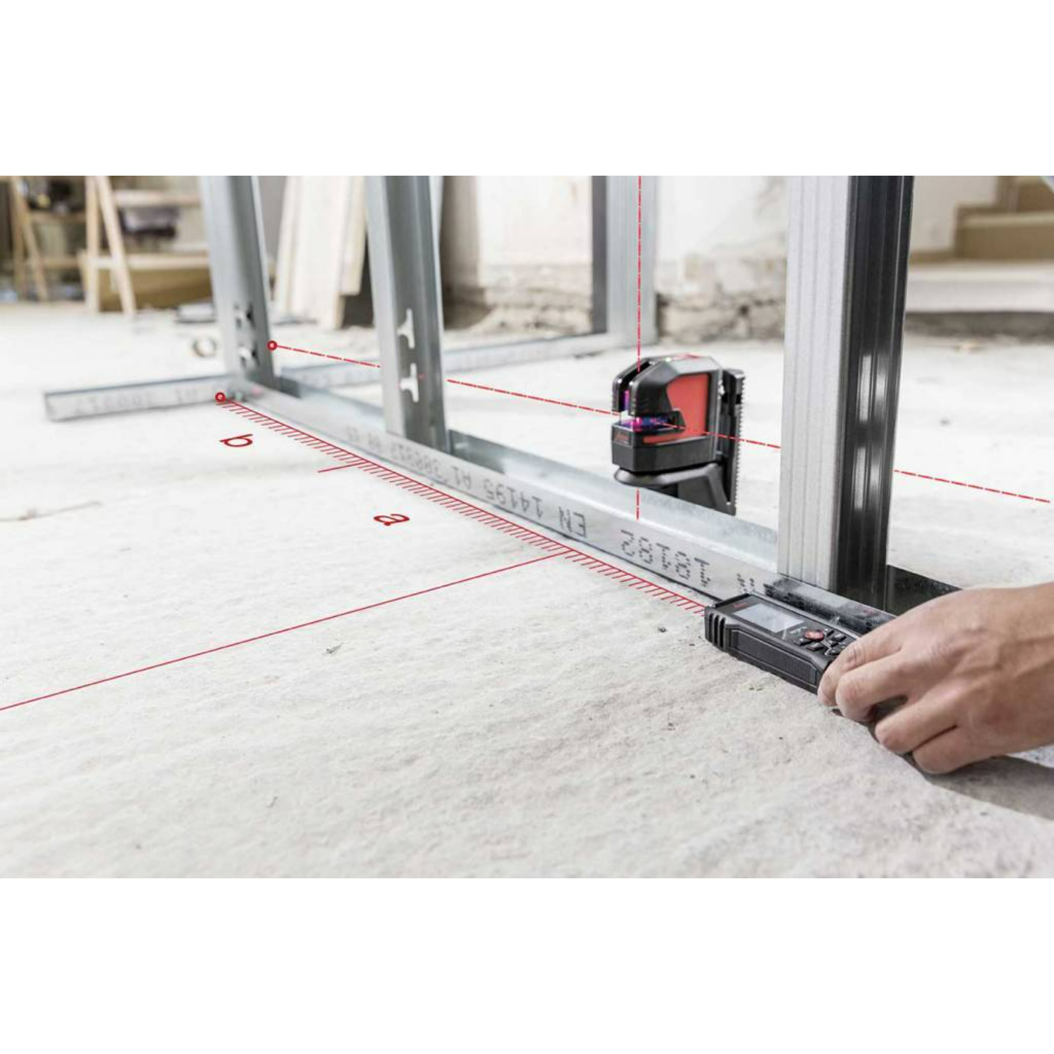 Leica Disto X4 Afstandsmeter met camerafunctie in tas - bluetooth - 150m-image