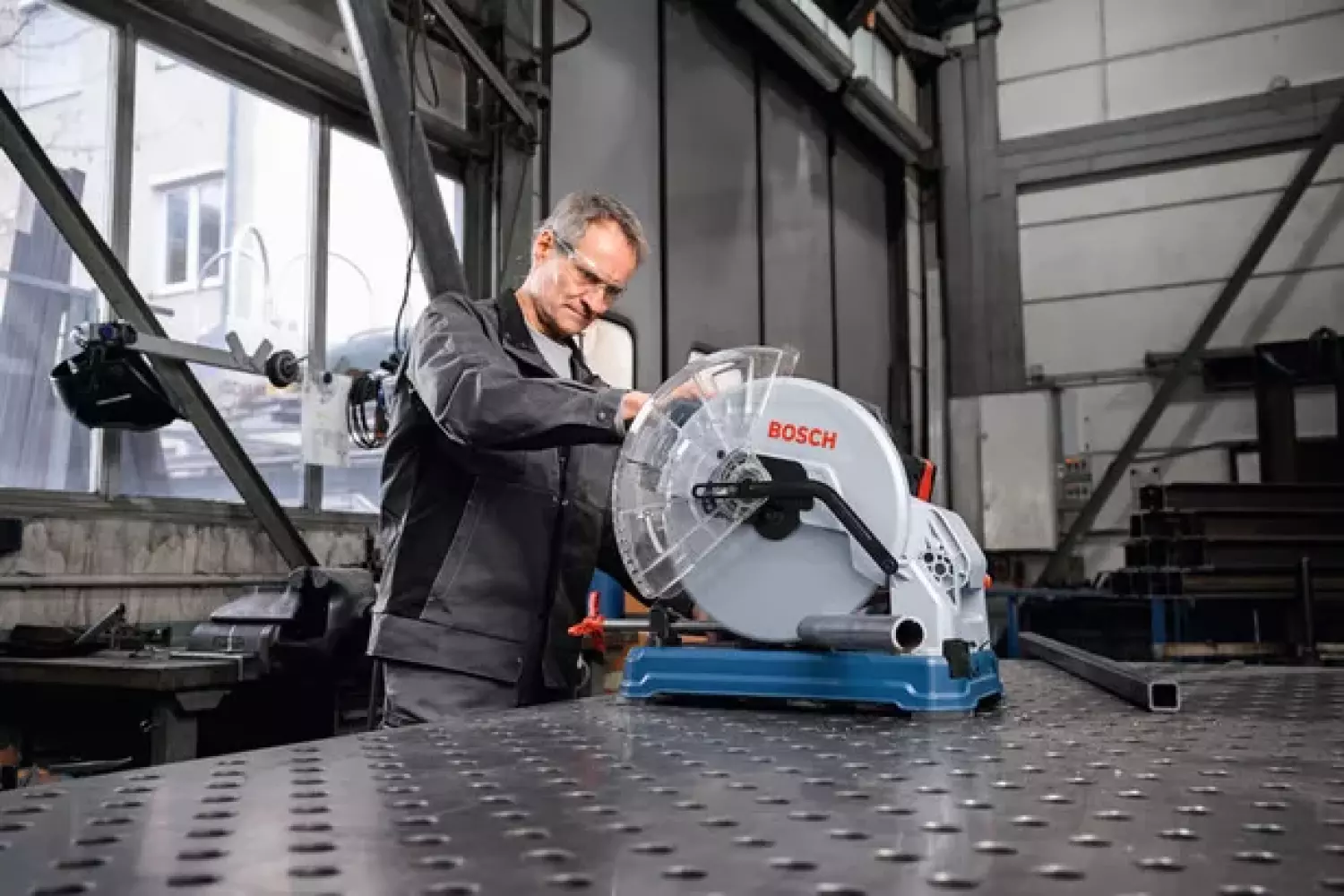 Bosch GCD 18V-355 scie à métaux sans fil 18 V-image