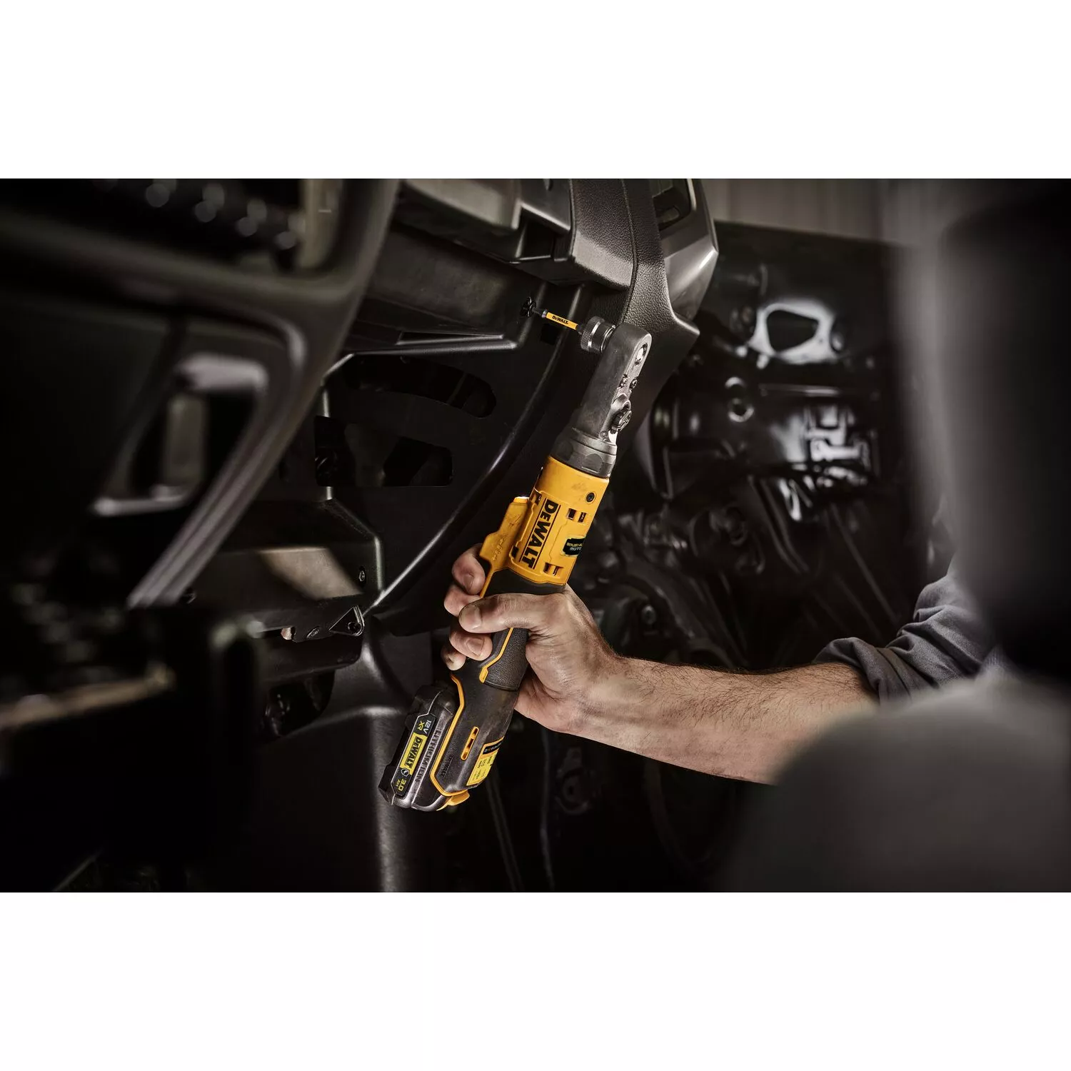 DeWALT DCF500L2G 12V Li-ion accu haakse ratelsleutel set (1x 3.0Ah accu) in inlay - 1/4'' & 3/8''-image