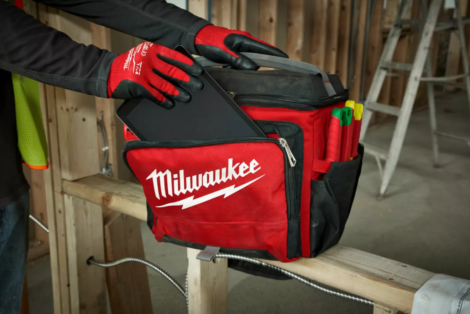 Milwaukee 4932464835 Koeltas Jobsite-image