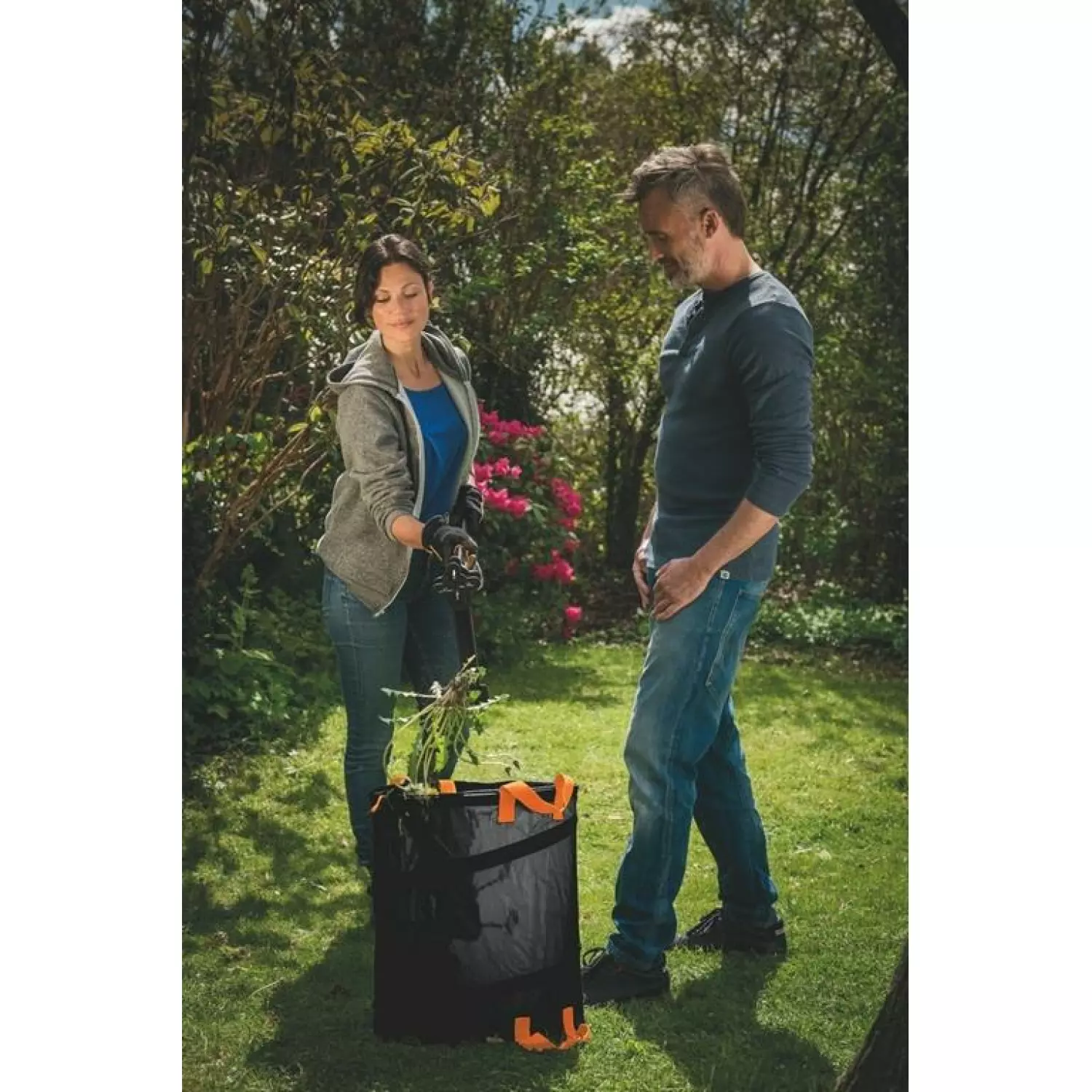 Fiskars 135041 Solid PopUp Tuinafvalzak - 56L-image