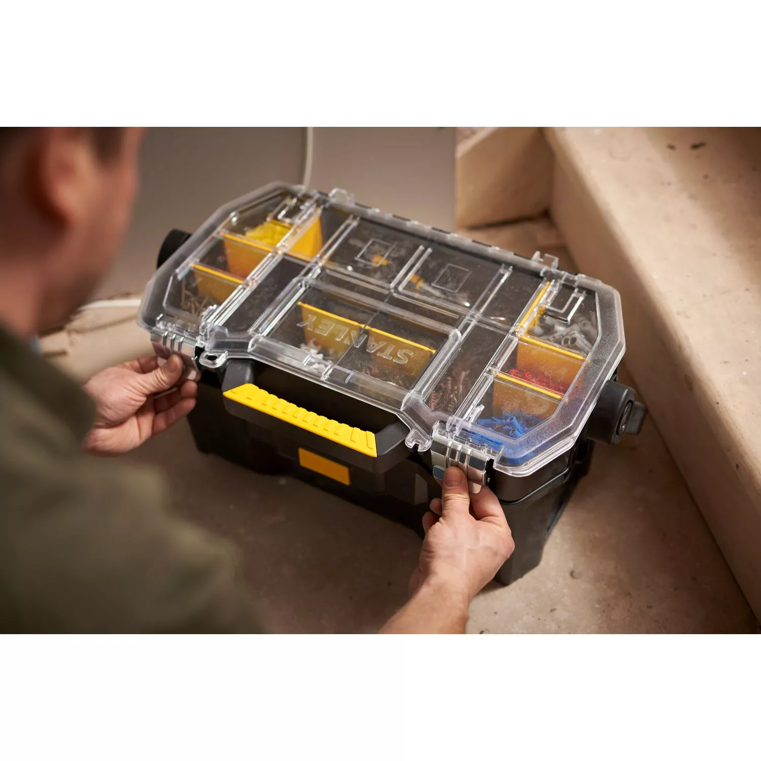 Stanley STST1-70317 Gereedschapskoffer 19" met organizer-image