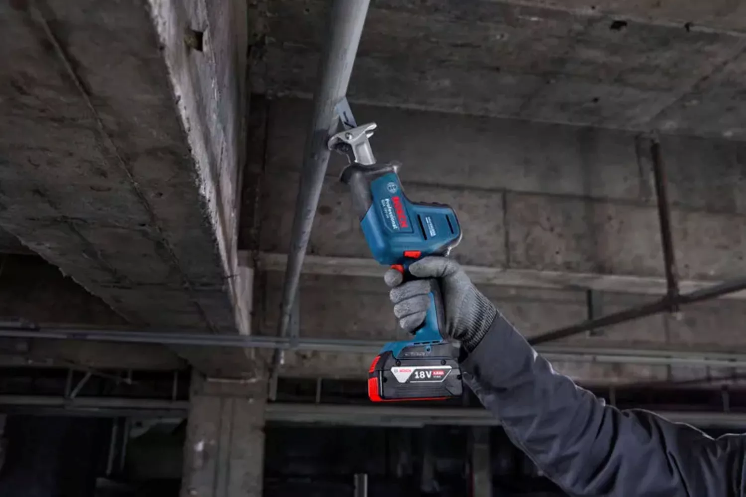 Bosch GSA 18V-24 18V accu Reciprozaag body in L-Boxx-image