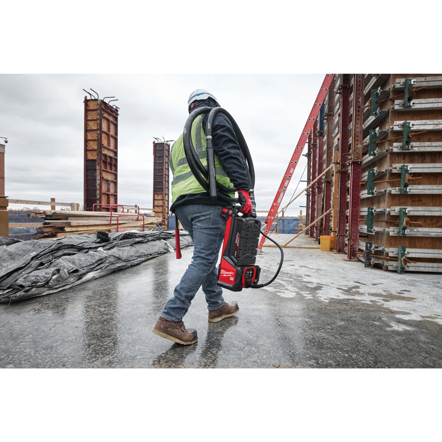 Milwaukee MXF CVHF-0 MX Fuel accu hoogfrequent betontrilnaad body-image