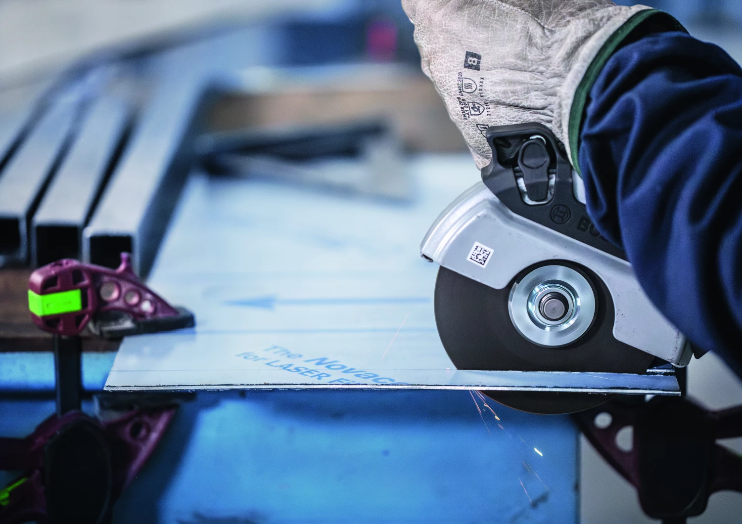 Bosch 2608626113 Disques à meuler en acier inoxydable - 1 mm - en seau (100 pièces)-image