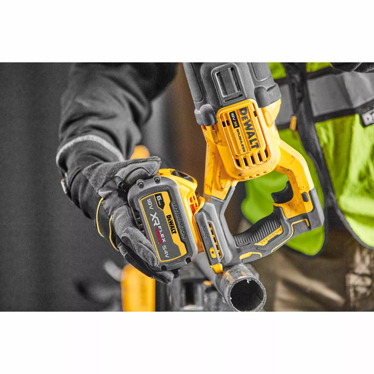 DeWALT DCS386NT-XJ 18V Li-ion FlexVolt Accu Reciprozaag body in TSTAK koffer-image