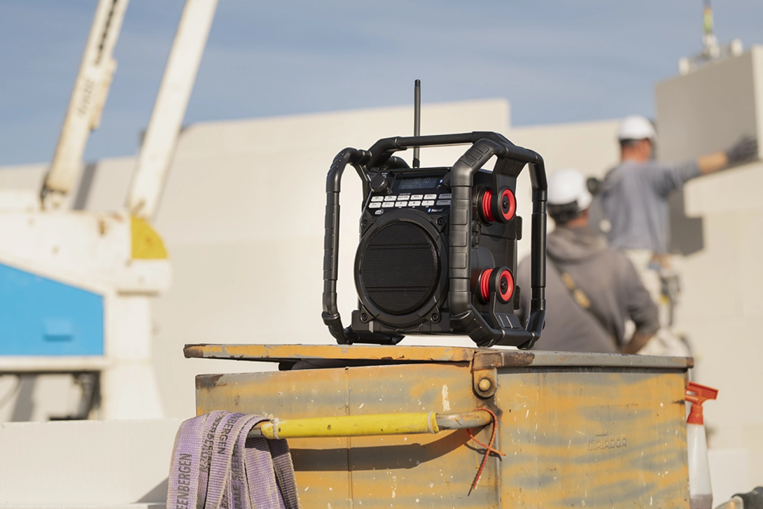 PerfectPro TP3 Bouwradio - FM RDS / DAB+ - AUX-in - bluetooth - werkt op netstroom en batterij-image