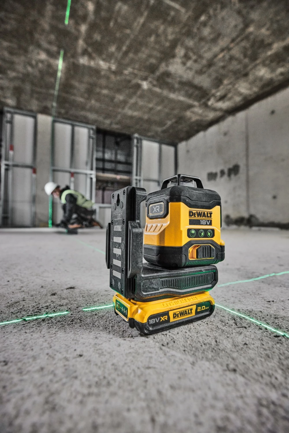 DeWALT DCLE34031D1-QW 18V Li-ion Accu Kit laser à croix auto-nivelant (1x 2,0 Ah) - 3x360° - Vert-image