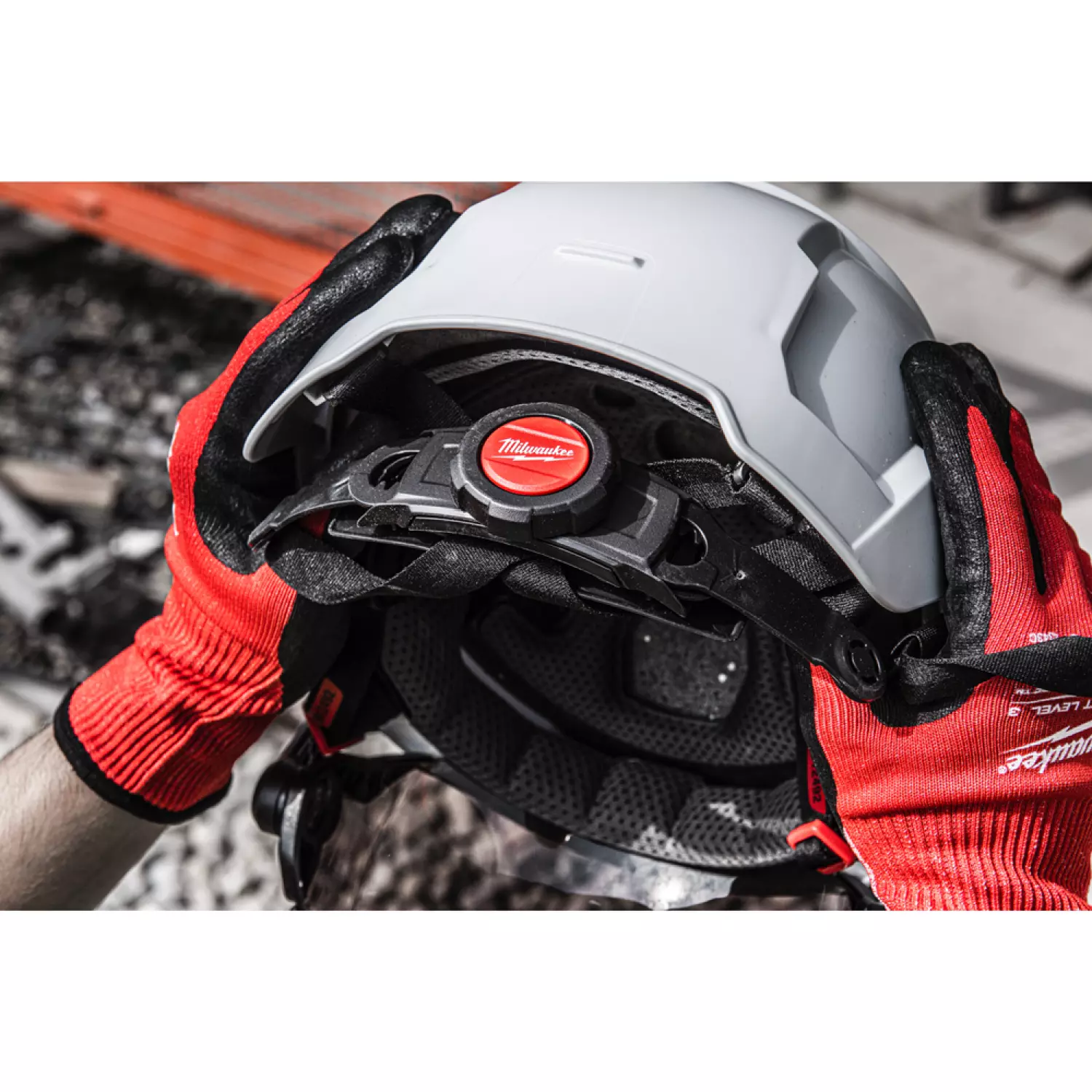 Milwaukee 4932479942 Lunettes de sécurité à visière BOLT - teintées-image