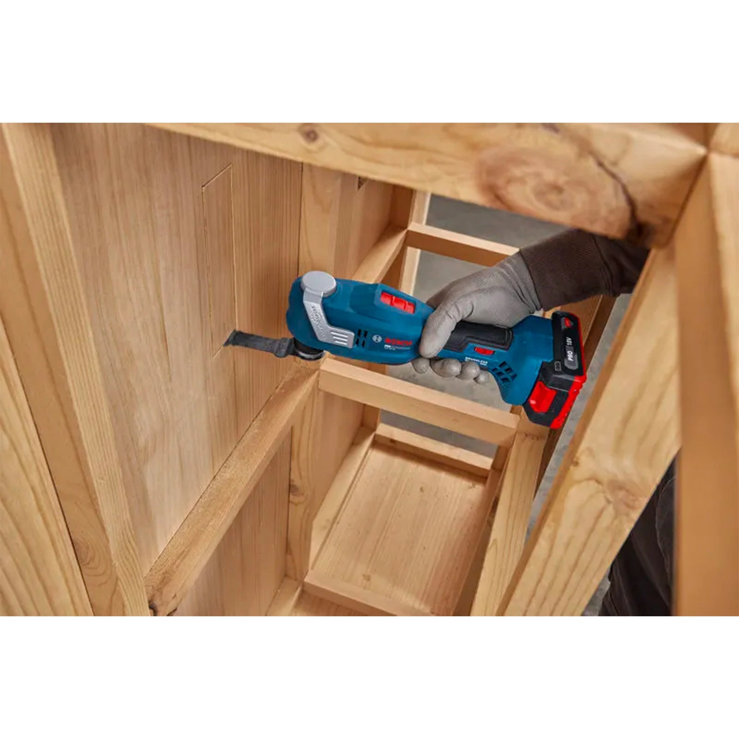 Bosch GOP18V-30 Accu multitool body-image