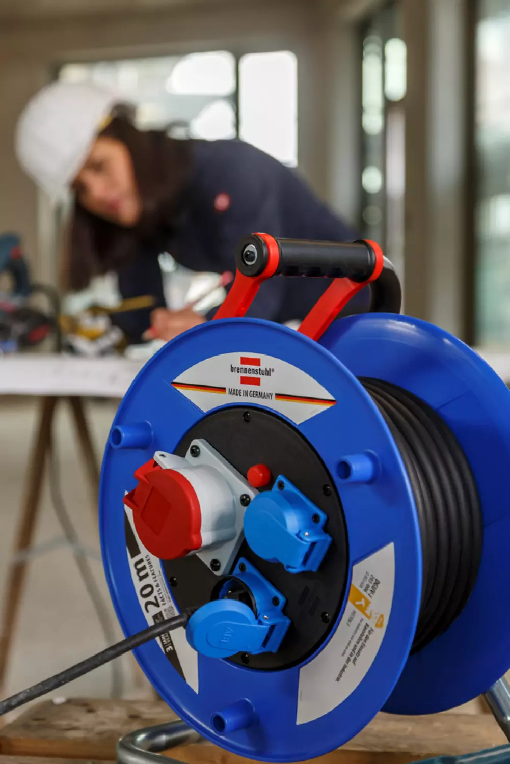 Brennenstuhl 1237990 Garant CEE 1 IP44 kabelhaspel - H07RN-F 5G2,5 - 20m-image