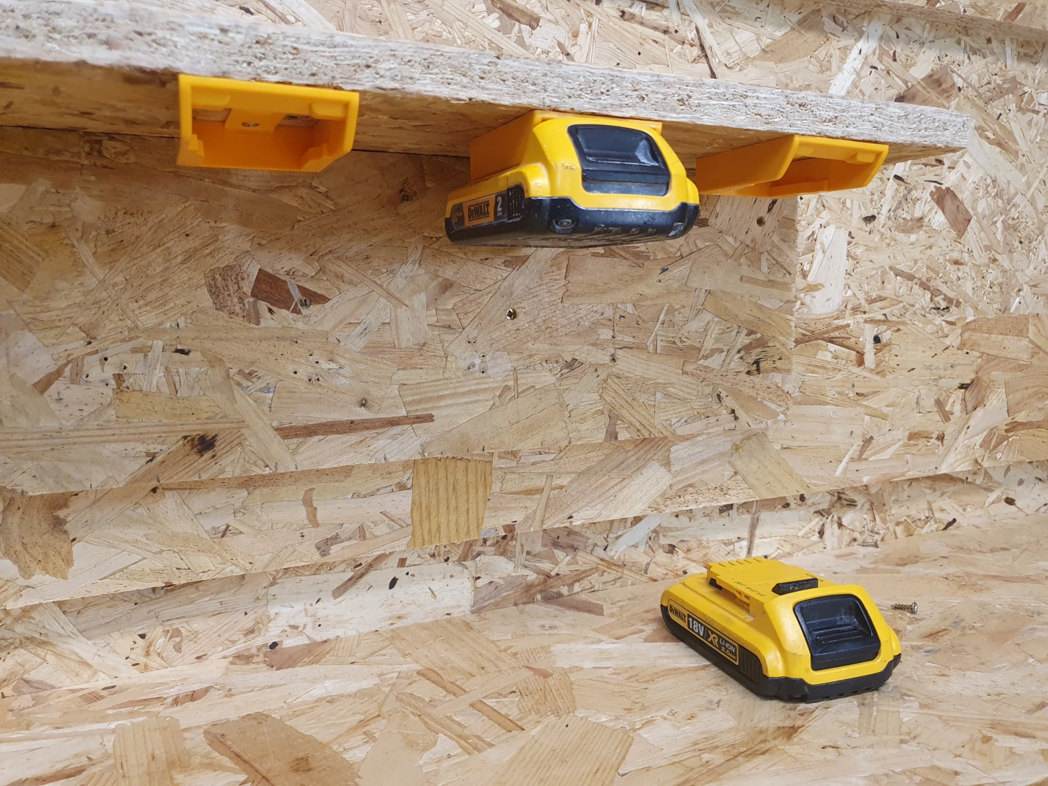 StealthMounts BM-DW20-YLW-6 - Support batterie (6pcs) pour DeWALT XR & Flexvolt - jaune-image