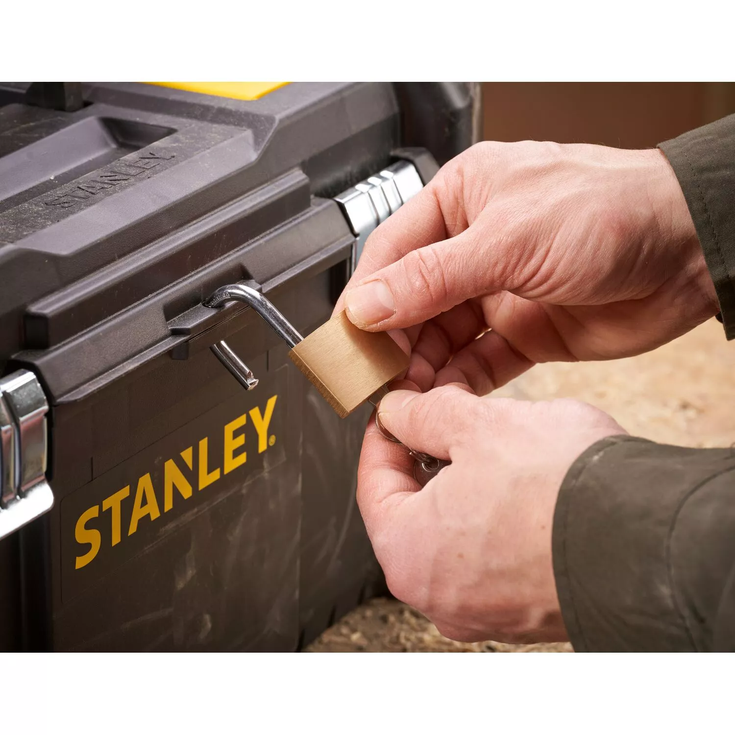 Stanley STST1-75521 Boîte à outils Essential M 19”-image