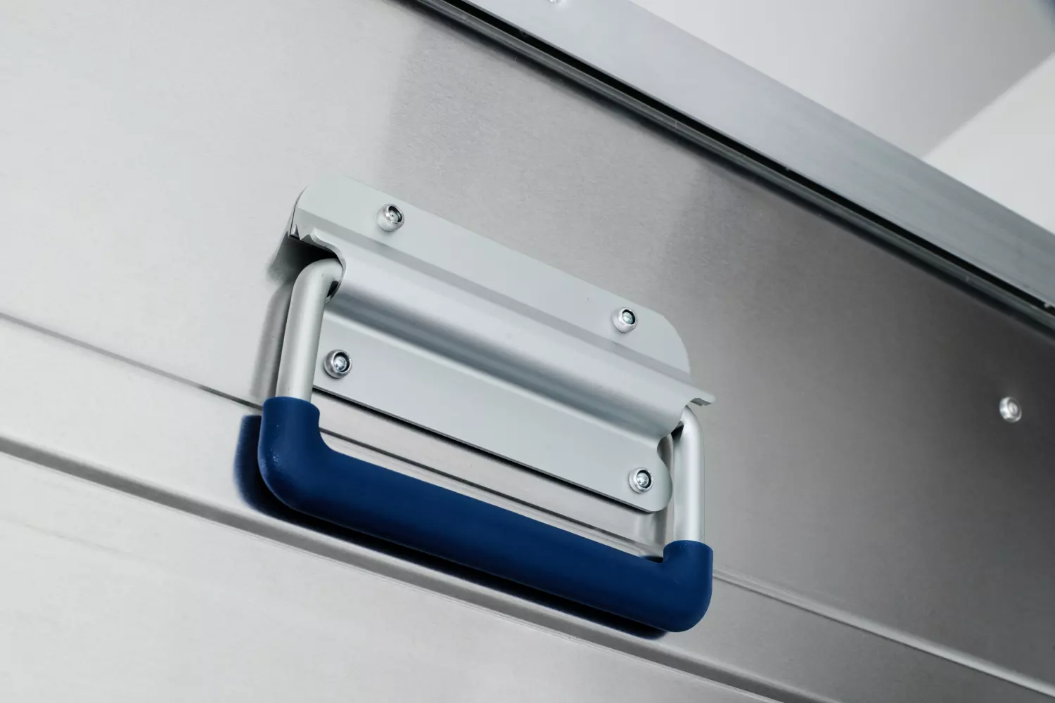 Alutec ALU11186 Boîte en aluminium - 56,5 x 78,5 x 48,2 cm-image