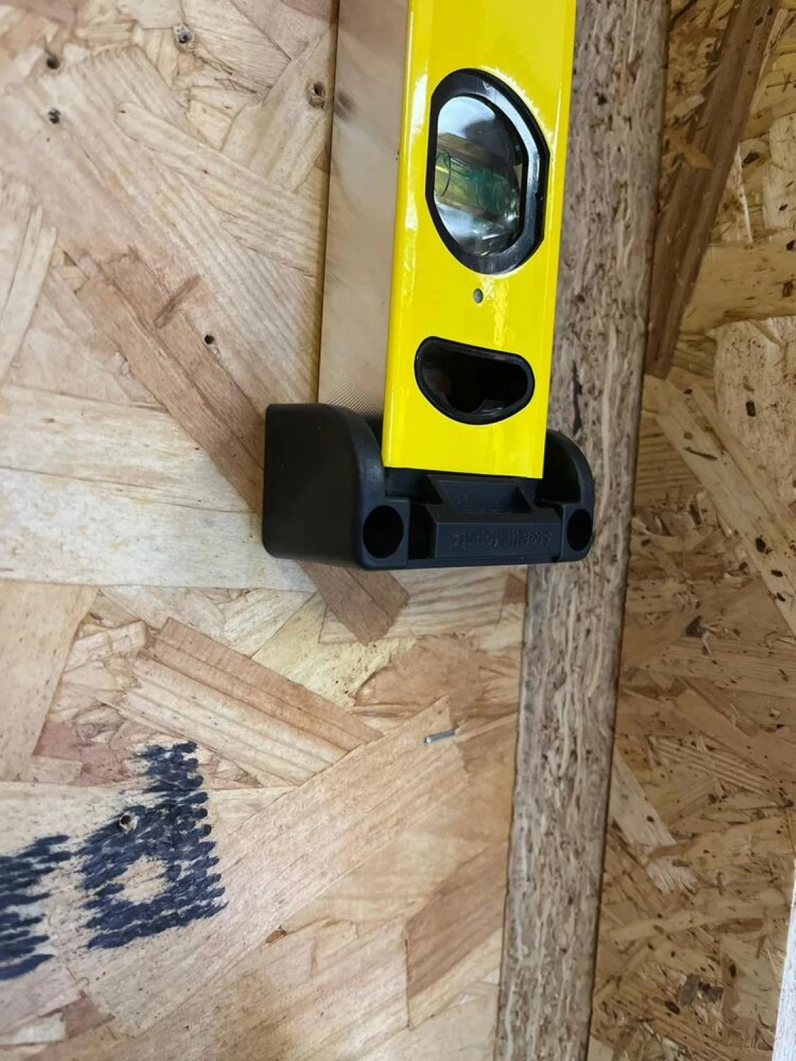 StealthMounts OM-LM-SL-BLK-2 Supports de niveau universel Slim - Noir - 2 pièces-image