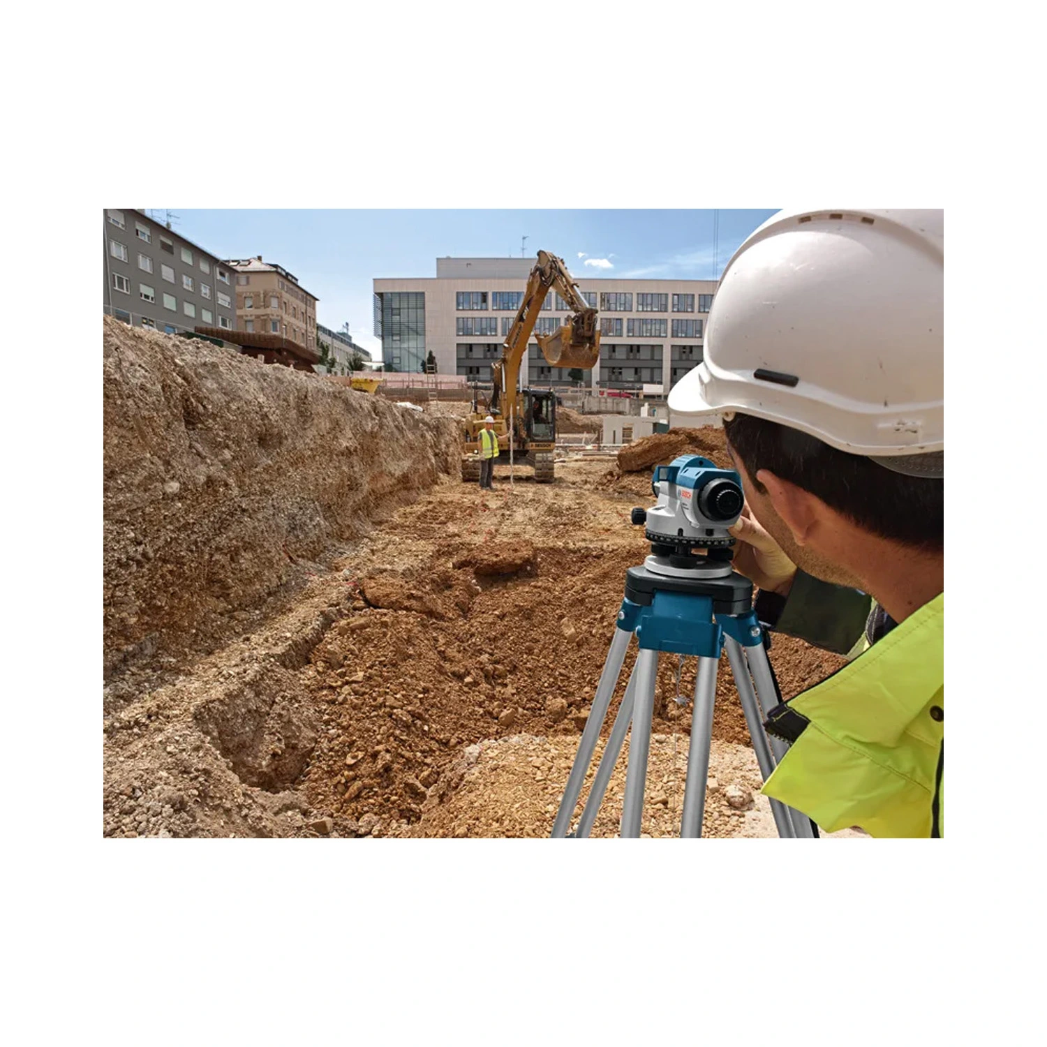 Bosch GOL 20 D Optisch waterpastoestel in koffer met vergrotingsfactor
