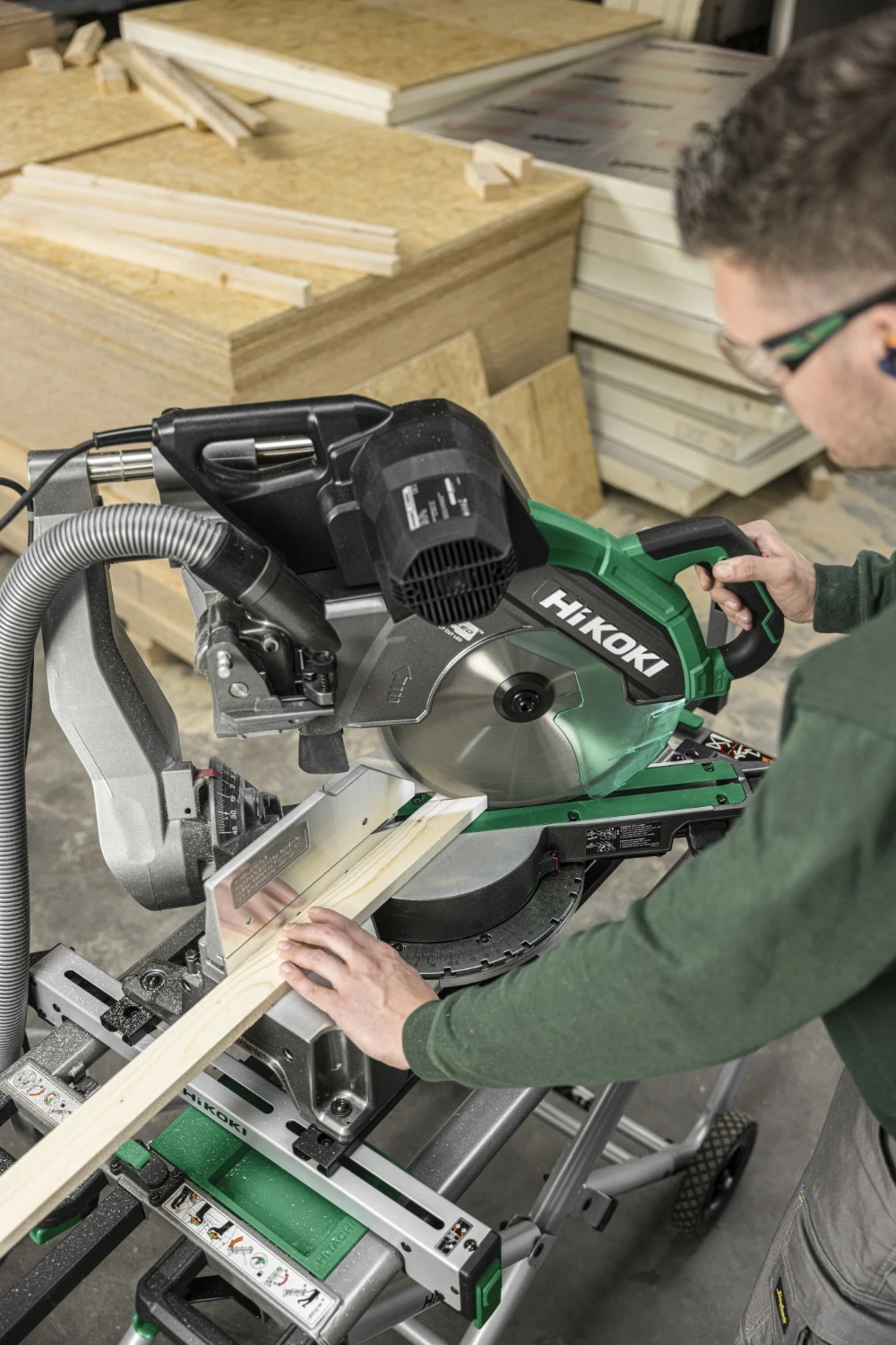 HiKOKI C12RSH3WAZ Scie à onglet - 1.520W 305x30mm-image