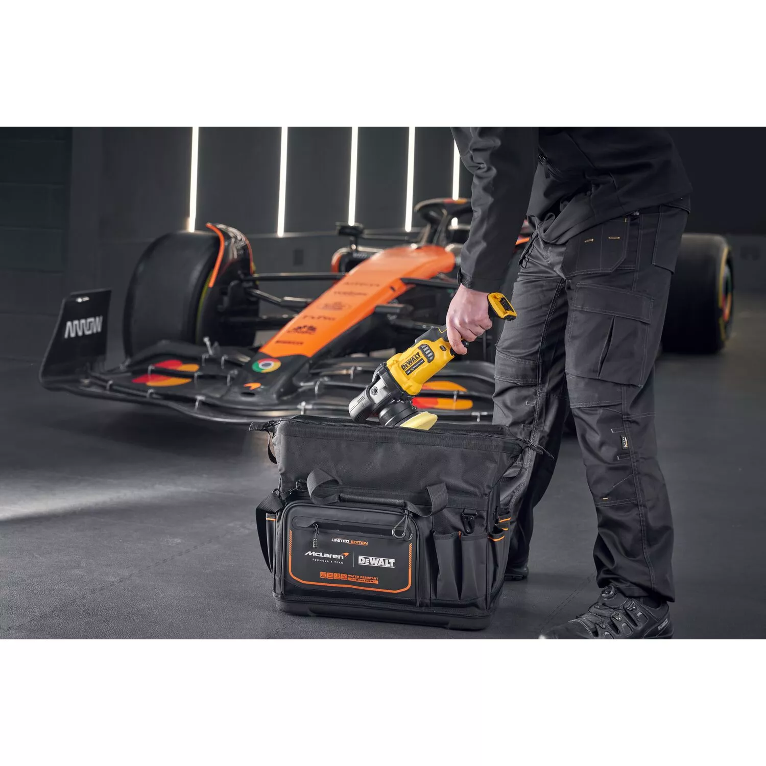 DeWALT DWST60104-9 Sac à outils McLaren 20''-image
