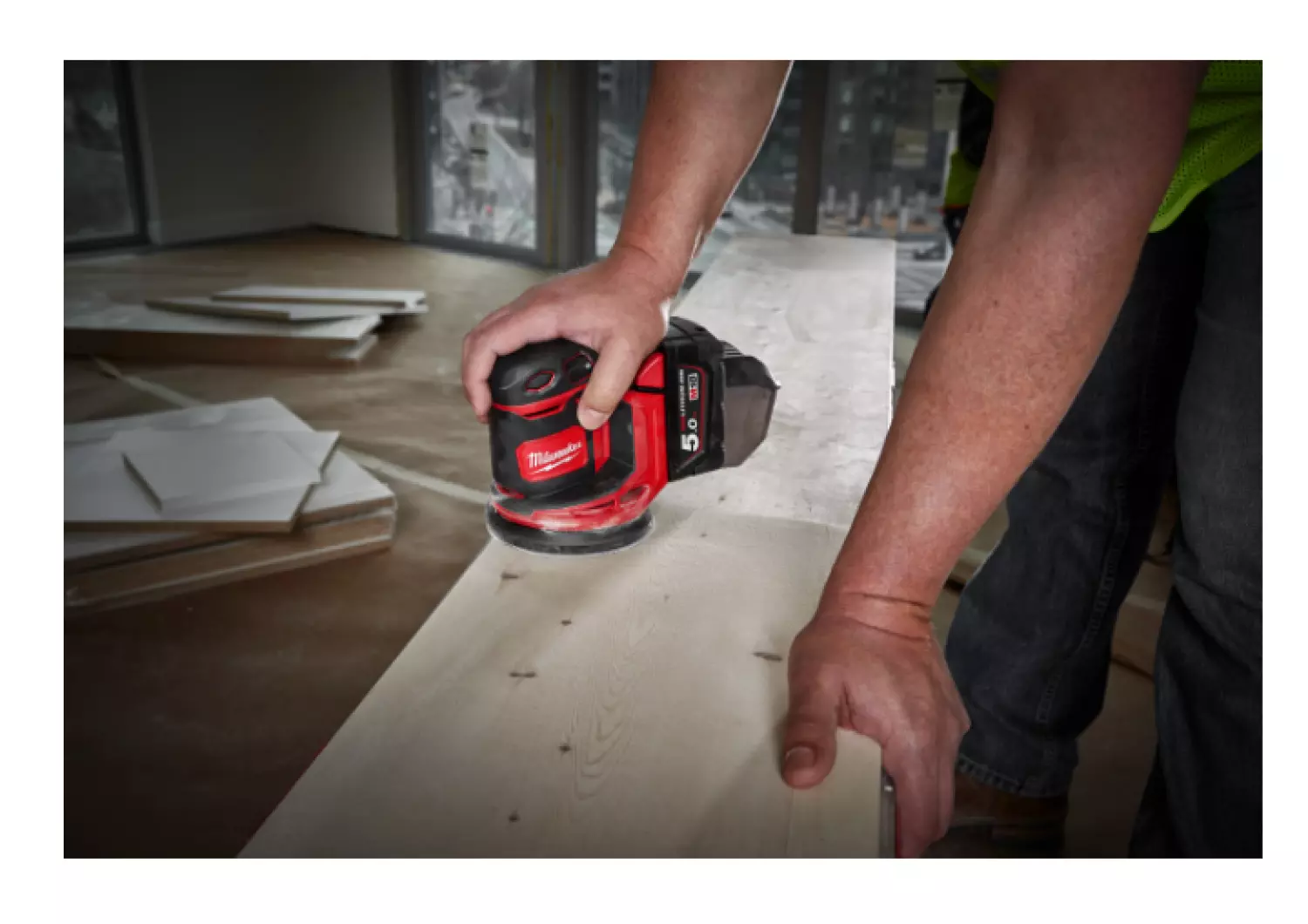 Milwaukee M18 BOS125-0 - Ponceuse excentrique sans fil Li-Ion 18V (machine seule) - 125 mm-image