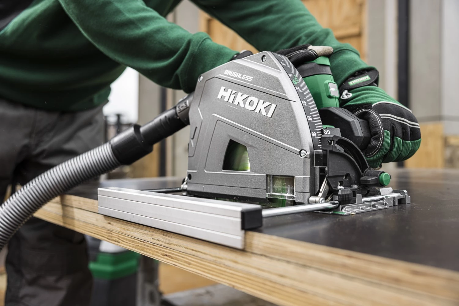 HiKOKI C3606DPAWVZ 36 V (18 V/36 V) Batterie Li-ion Scie plongeante (2 batteries 2,5/5,0 Ah) en HSC - 165 mm-image