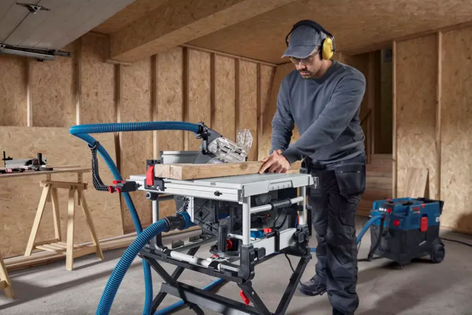 Bosch GTS 70-216 Scie à table - 1850 W - 216x30 mm-image