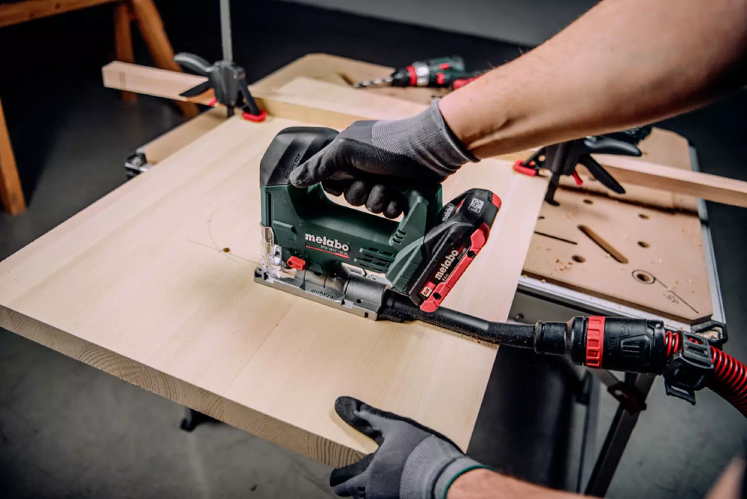 Metabo STB 18 LT 130 BL 18V Li-ion accu decoupeerzaag body - D-greep-image