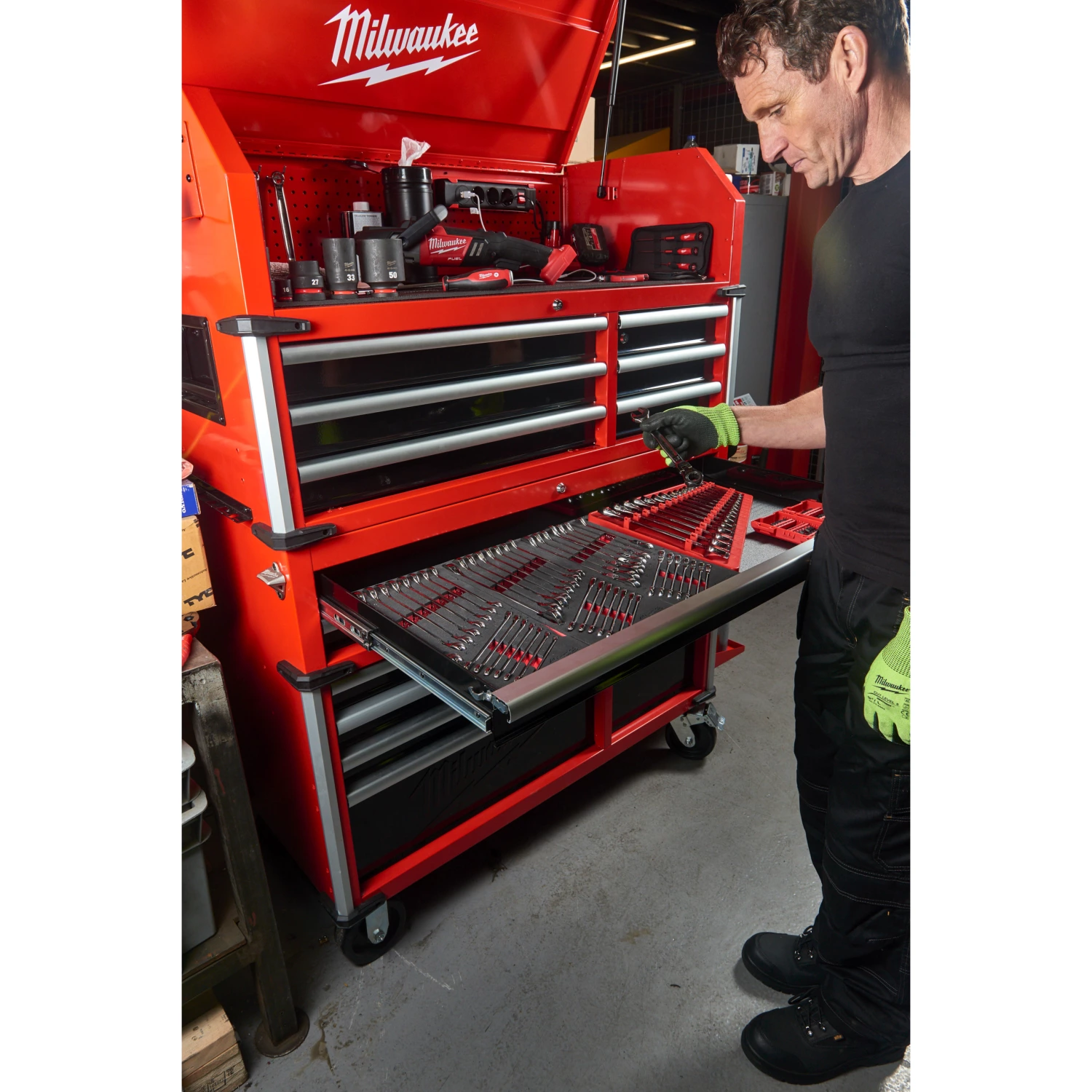 Milwaukee 4932478852 Stalen gereedschapswagen met 10 lades - 46˝ / 117 cm-image