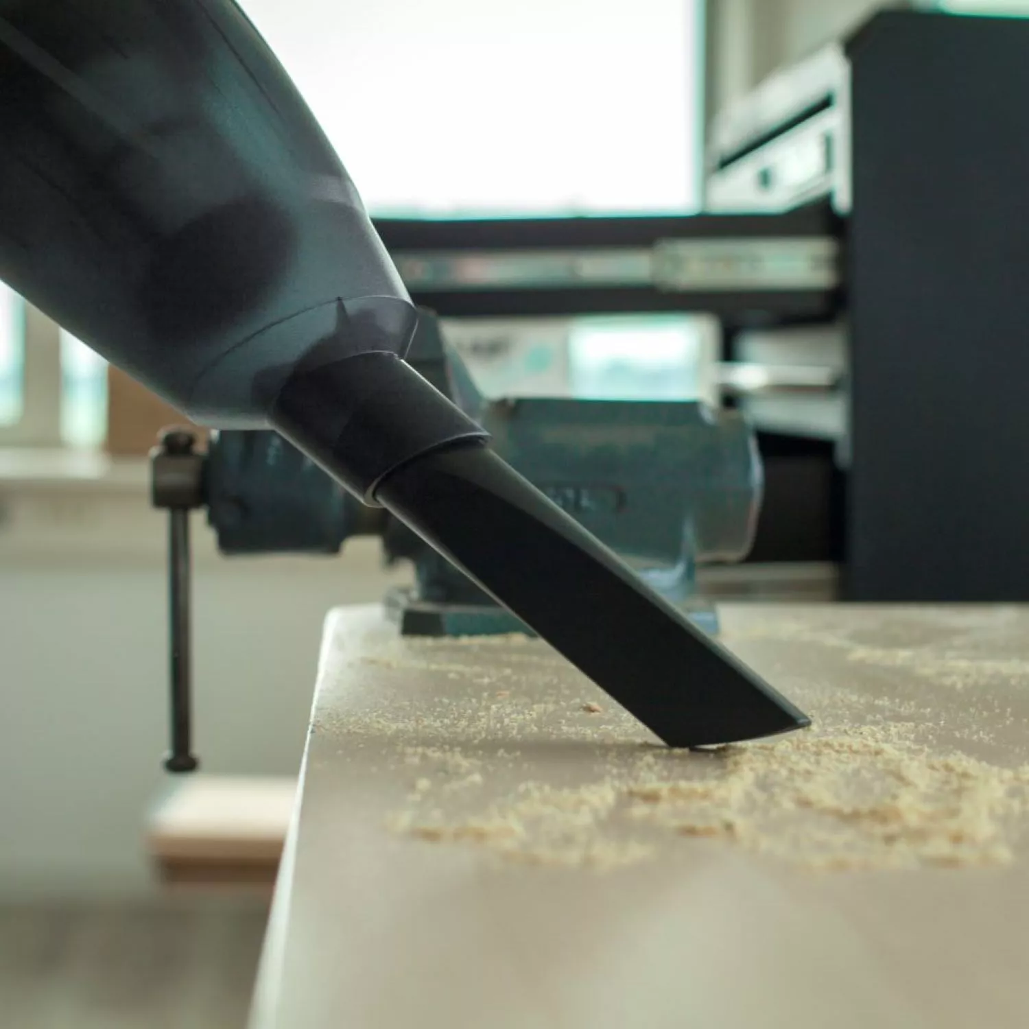 Batavia 7063395 18V Li-Ion sans fil de dépoussiéreur sans fil incl. 3 accessoires-image