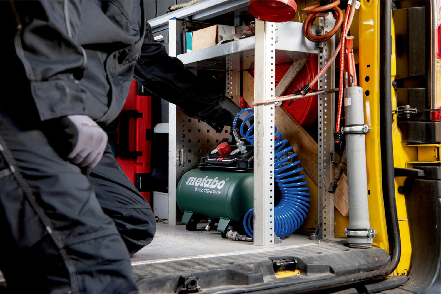 Metabo Basic 160-6 W OF Compressor - 8 bar - 6L - 55 l/min-image