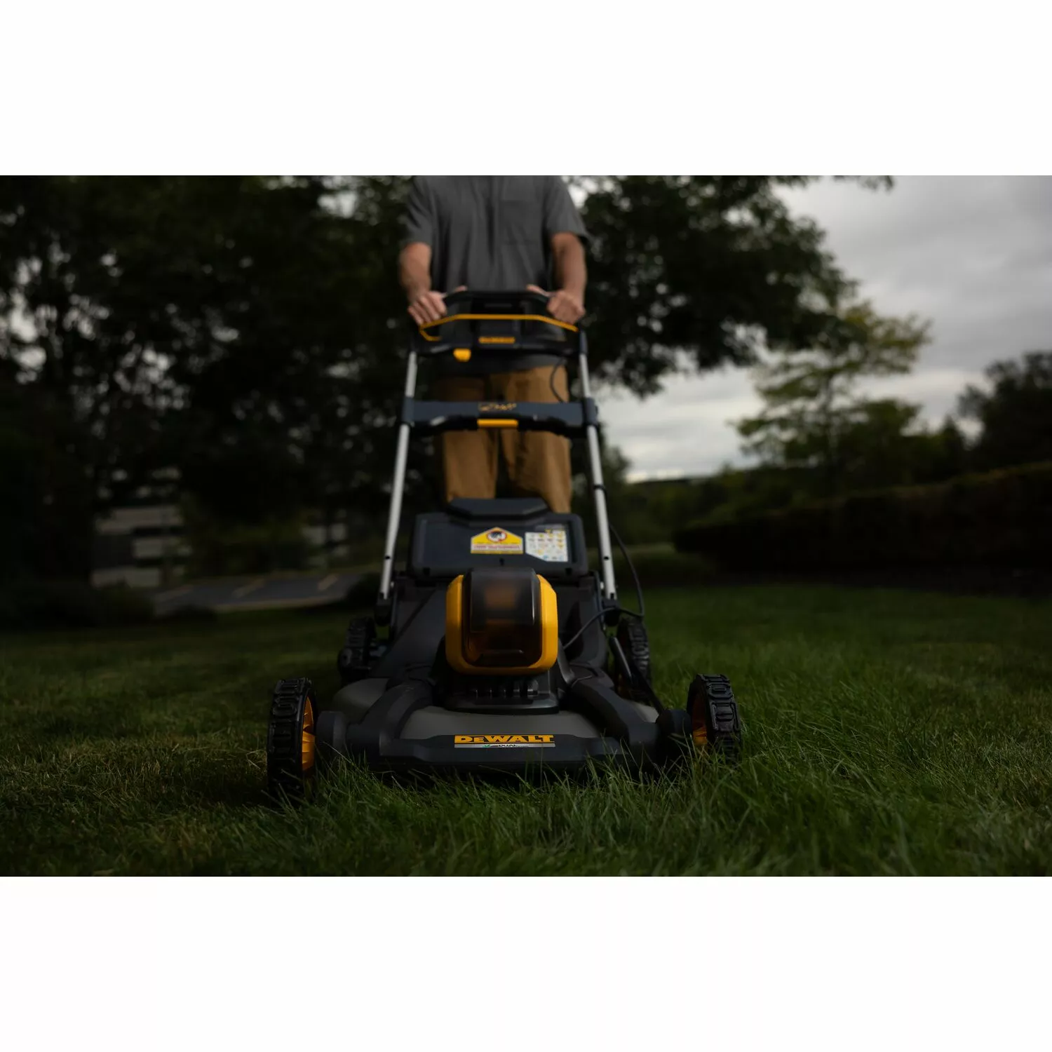 DeWALT DCMWP500N 54V XR FLEXVOLT Accu Grasmaaier body - Koolborstelloos - 53cm-image