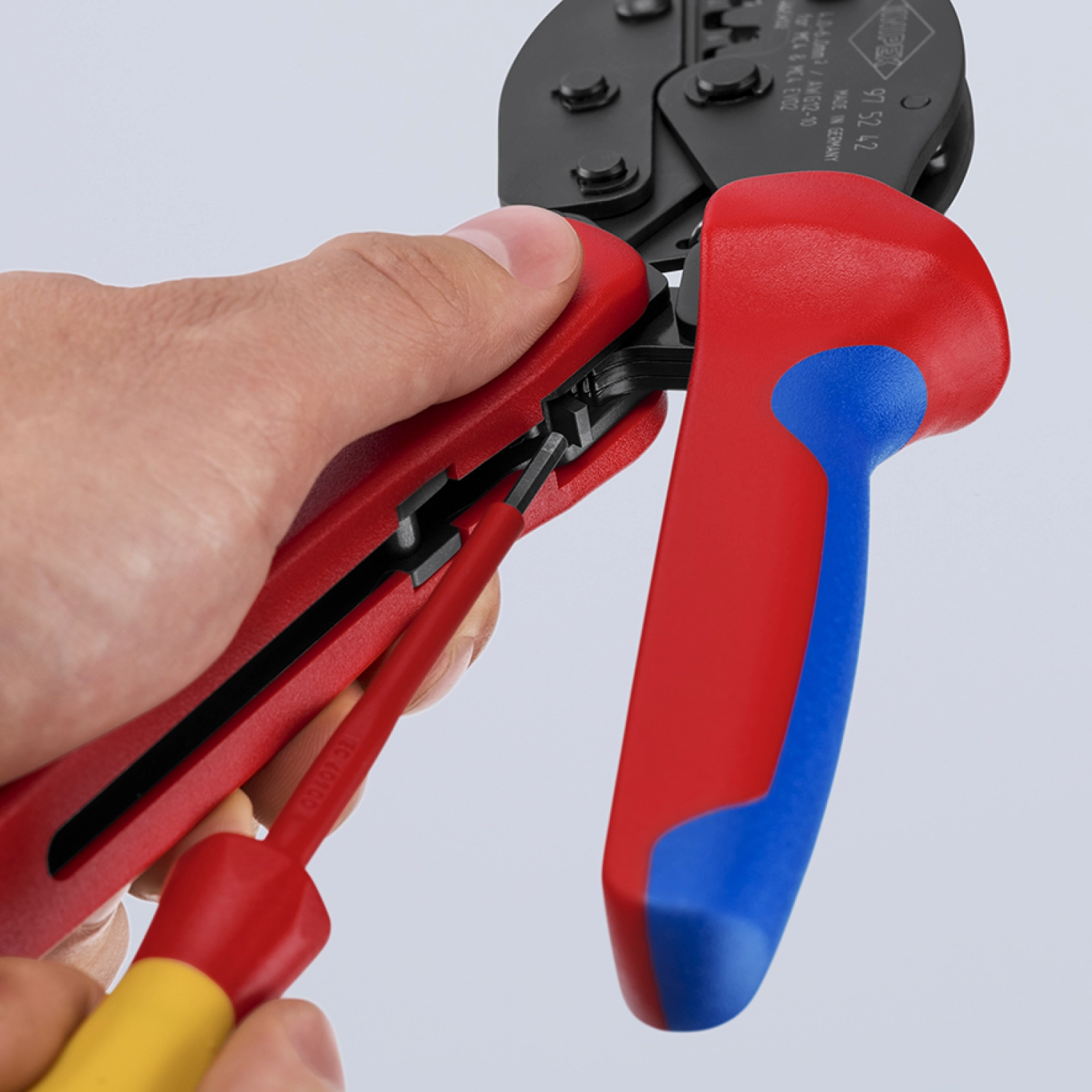 Knipex 97 52 42 Pince à sertir PreciForce pour connecteurs MC4/ MC4 EVO 2-image