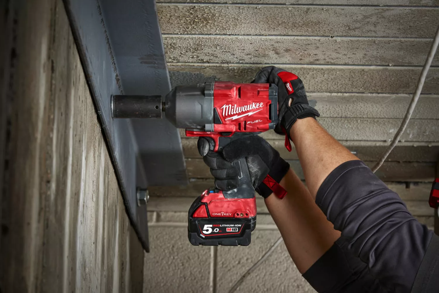 Milwaukee M18 ONEFHIWP12-502X 18V Li-Ion Accu slagmoersleutel set (2x 5,0Ah accu) in HD Box - 1017Nm - 1/2" - koolborstelloos-image