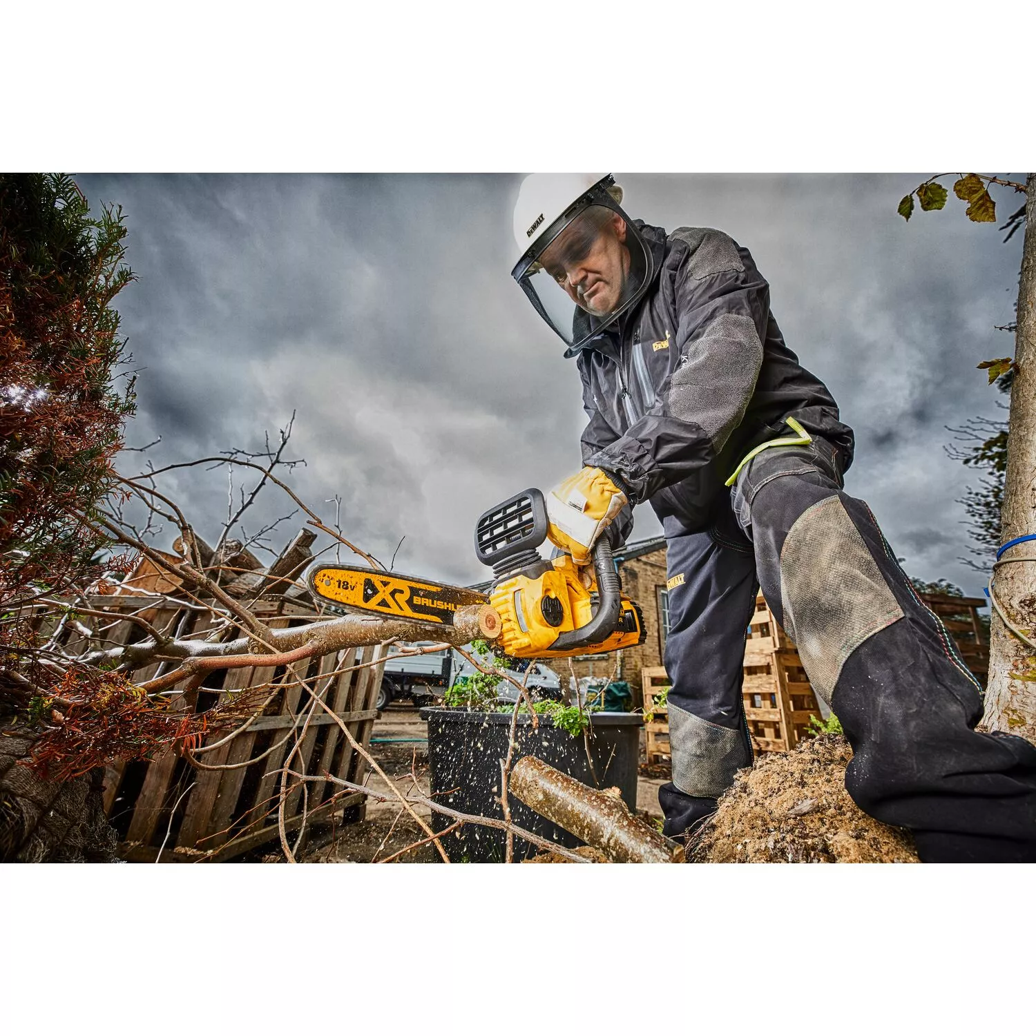 DeWALT DCM565P1 18V XR Li-Ion kettingzaag set (1x 5.0Ah) - 30cm-image