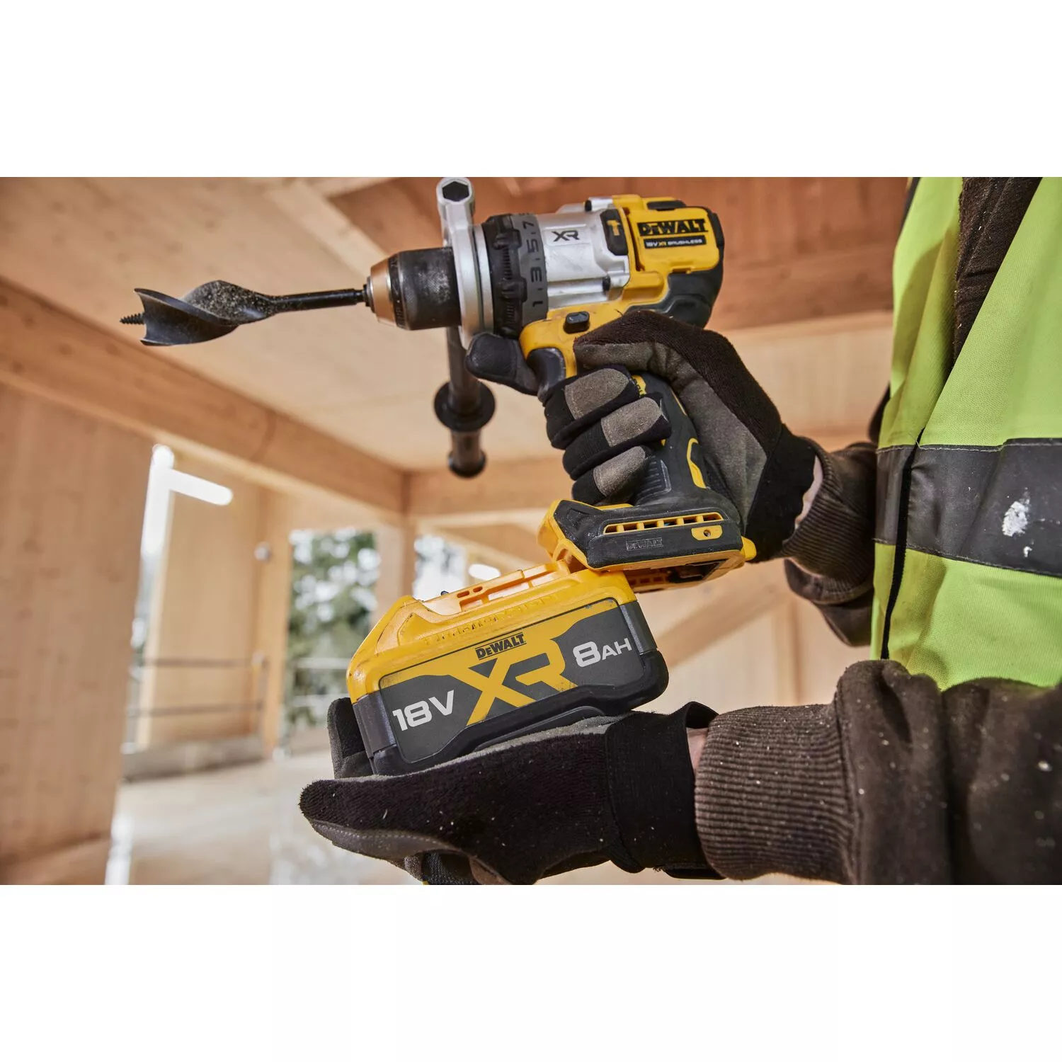 DeWALT DCD1007WW1T Perceuse à percussion/visseuse sans fil Li-ion 18 V (1 batterie de 8,0 Ah) dans TSTAK - 169 Nm-image