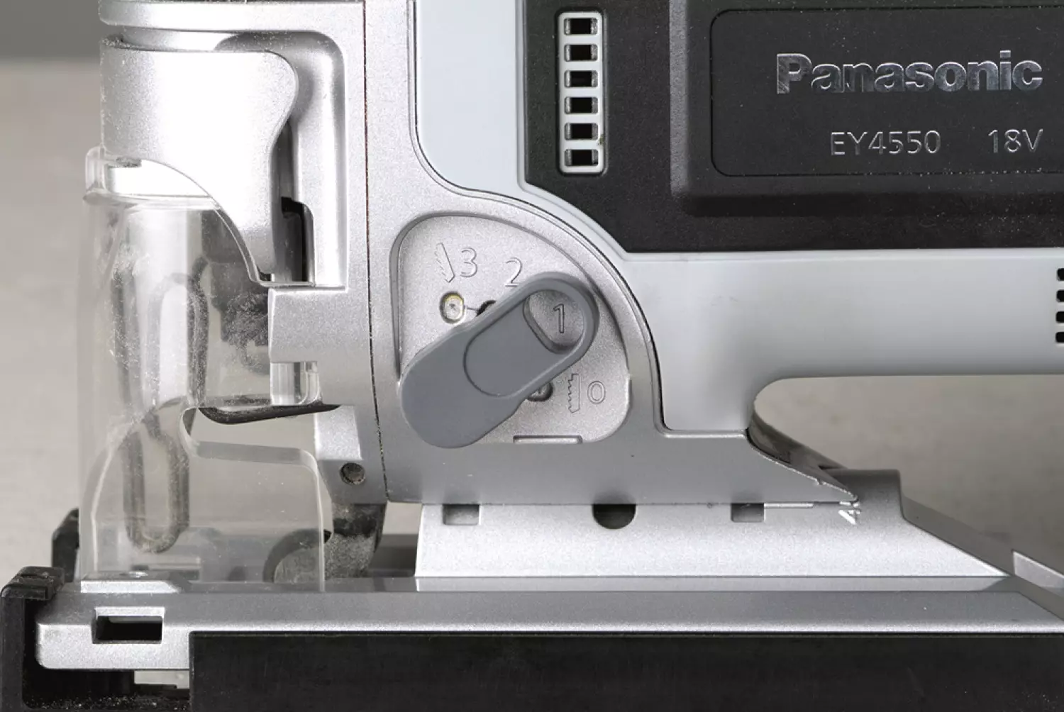 Panasonic EY4550X 18V Li-Ion Accu decoupeerzaag body - D-greep - variabel-image