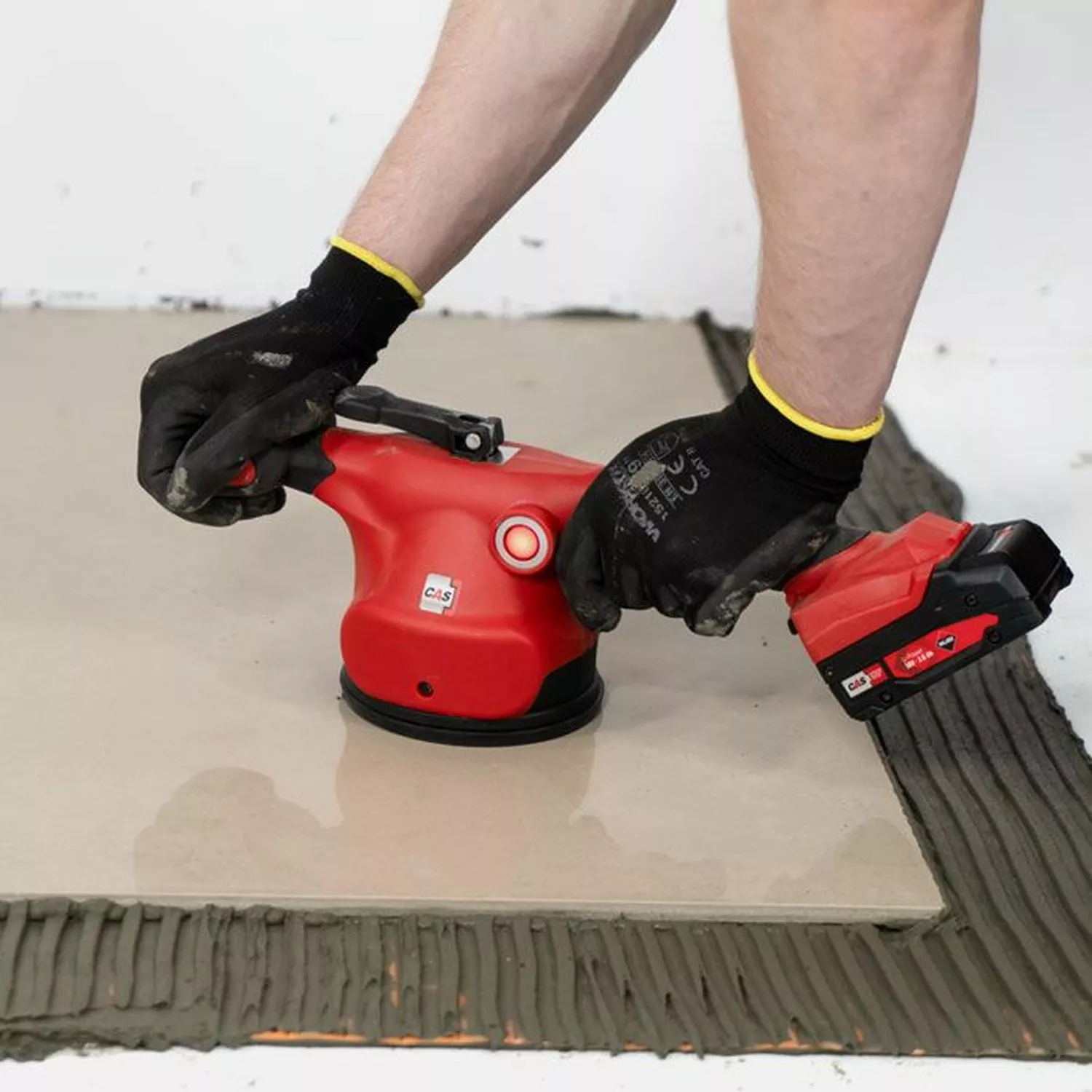 Rubi Quake Energy CAS Tegelklopper - 18V/2Ah - incl. accu en lader-image