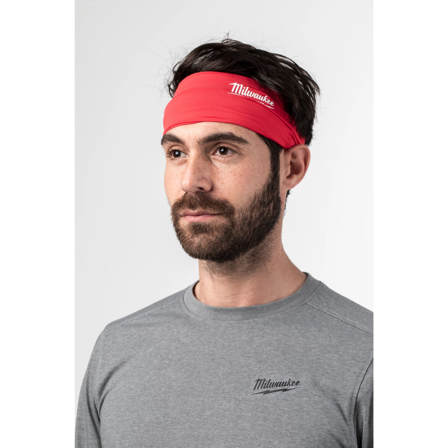 Milwaukee Cache-cou Performance - rouge-image