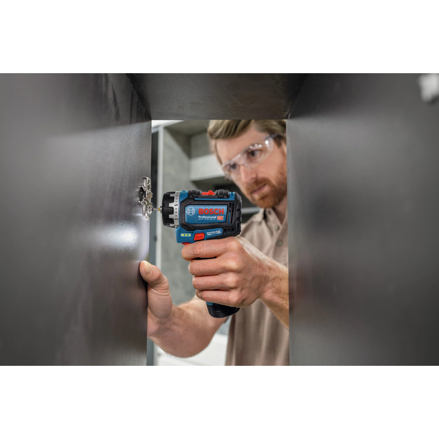 Bosch GSR 12V-32 FC 12V Accu schroefboormachine set met opzetstukken (2x2.0Ah accu) in L-Boxx-image