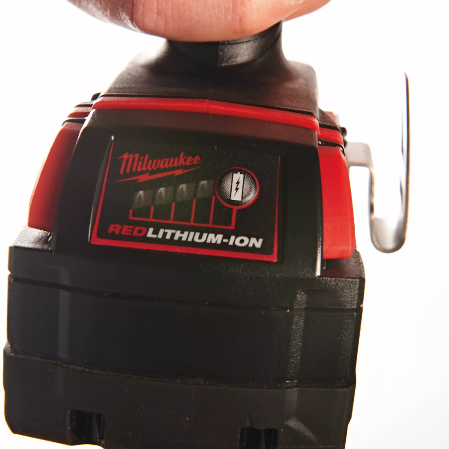 Milwaukee M18 BIW12-402C - Clé à choc Li-Ion 18V (machine seule) dans mallette - 240Nm - 1/2"-image