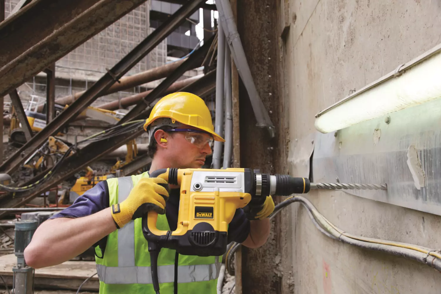 DeWALT DT9448 EXTREME SDS-Max Hamerboor - 4 snijvlakken - 45 x 450 x 570mm-image