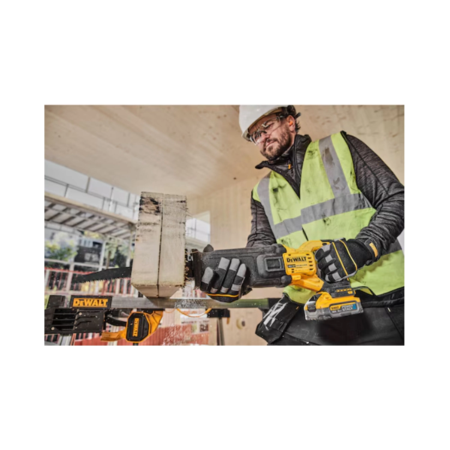 DeWALT DCS386H2T Kit scie sabre sans fil 18 V Li-ion (2 batteries 5,0 Ah) dans TSTAK-image