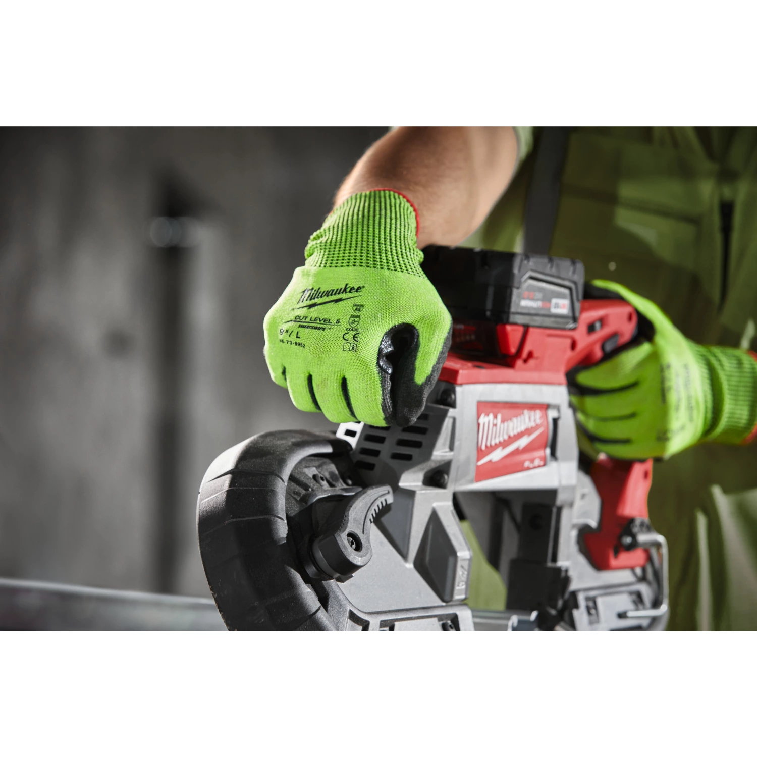 Milwaukee Gants de travail haute visibilité - classe de résistance aux coupures 5/E - 9/L